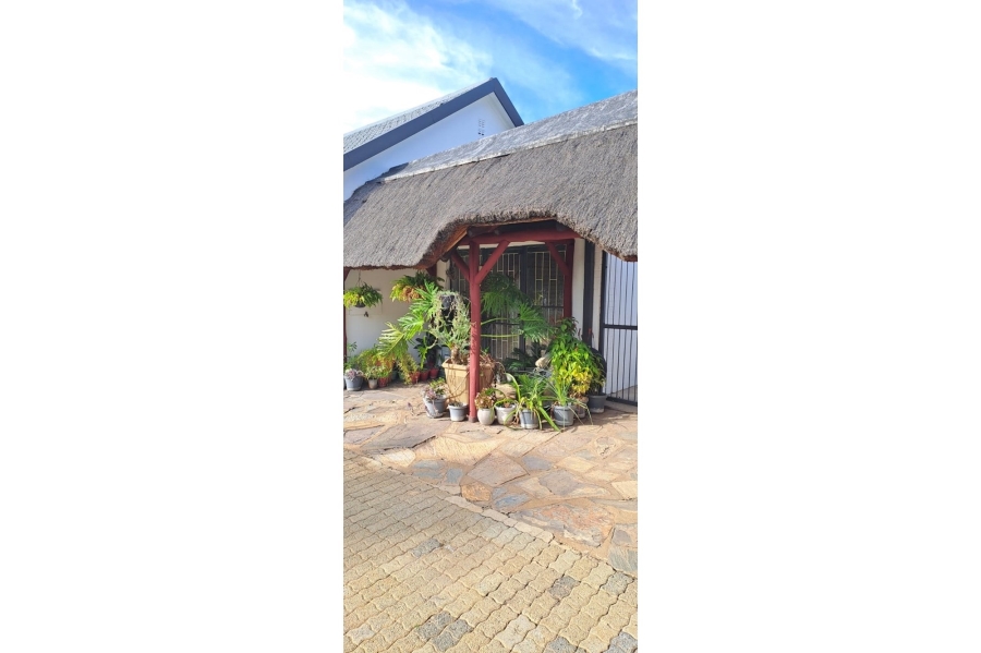 2 Bedroom Property for Sale in Meiringspark North West